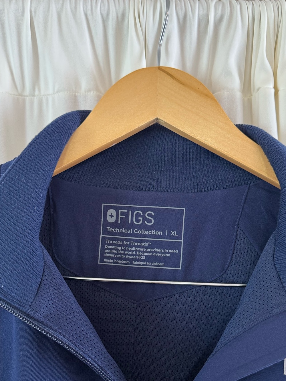 Figs Womens Sydney Scrub Jacket Navy Blue Full Zip Size XL - Picture 7 of 7
